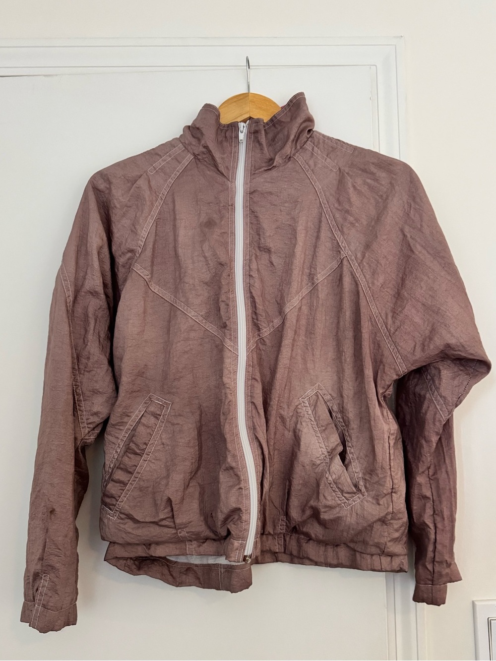 Nike VTG Women’s Dusty Mauve Lilac high neck Zip-Front Windbreaker Jacket M